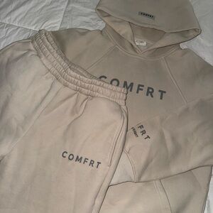 Comfrt Women's Cream Hoodie and Sweatpants Set